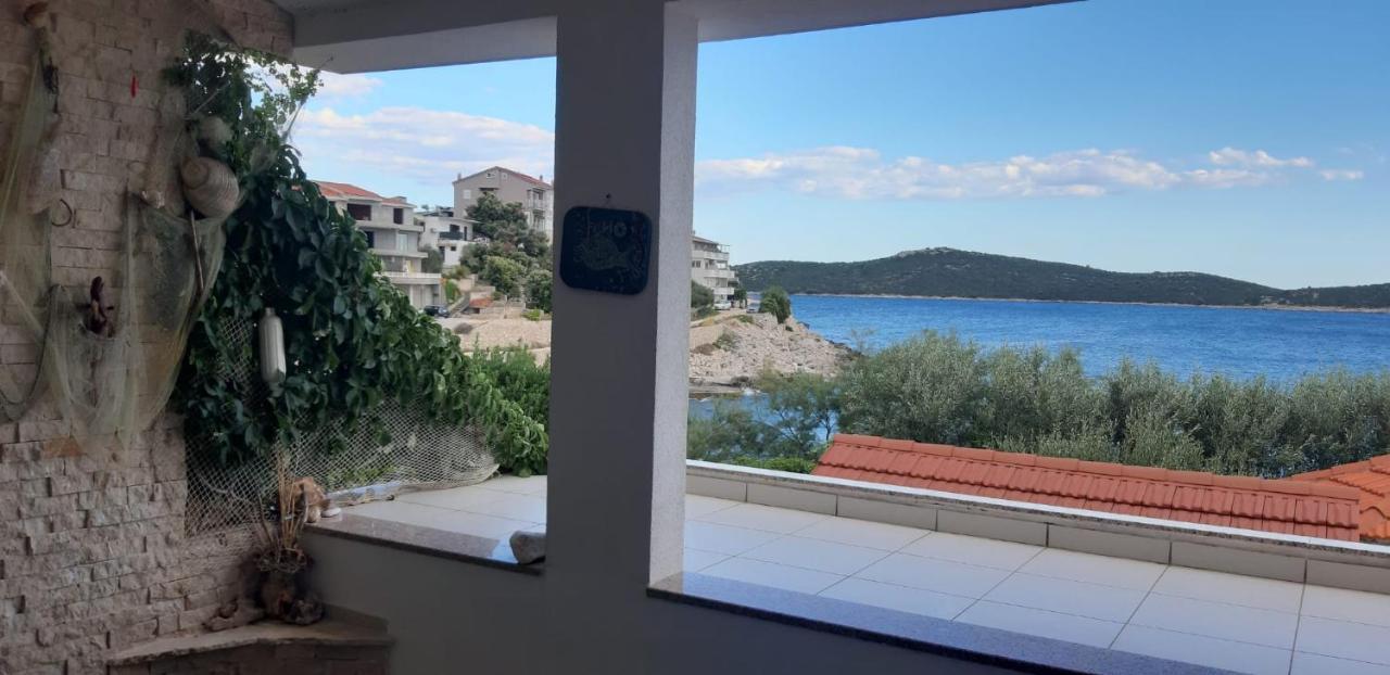 Apartments Luka Sevid Kültér fotó